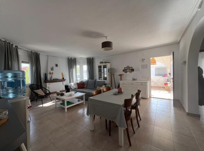 Image No.8-3 Bed Villa / Detached for sale