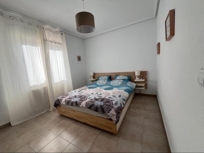 Image No.16-3 Bed Villa / Detached for sale