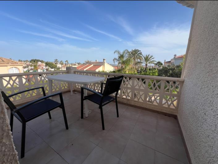 Image No.17-3 Bed Villa / Detached for sale