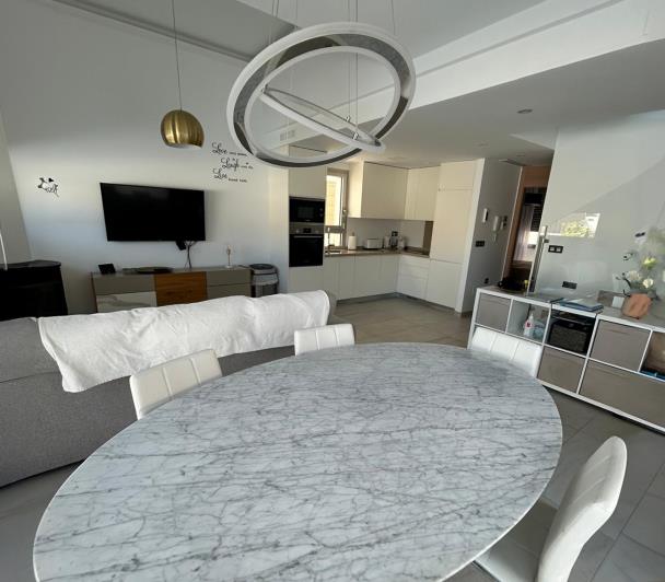 Image No.13-3 Bed Villa / Detached for sale