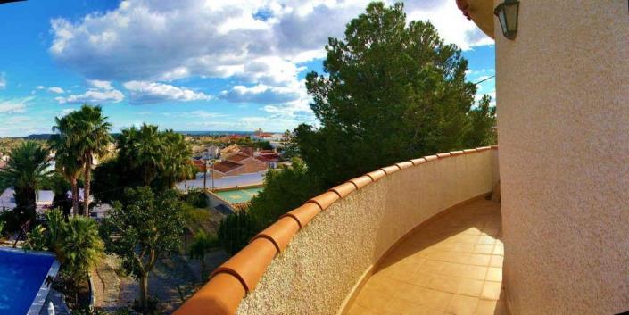 Image No.6-Villa de 4 chambres à vendre à Ciudad Quesada