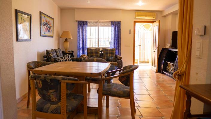 Image No.3-3 Bed Villa / Detached for sale