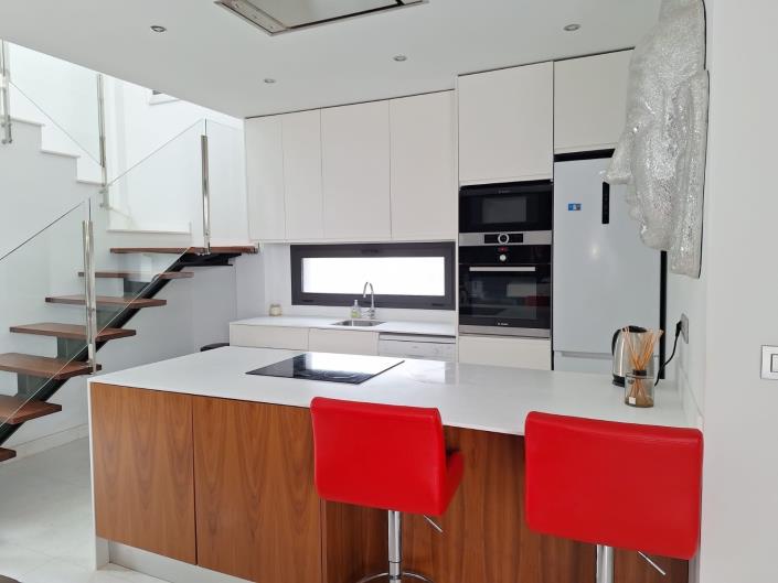 Image No.3-3 Bed Villa / Detached for sale