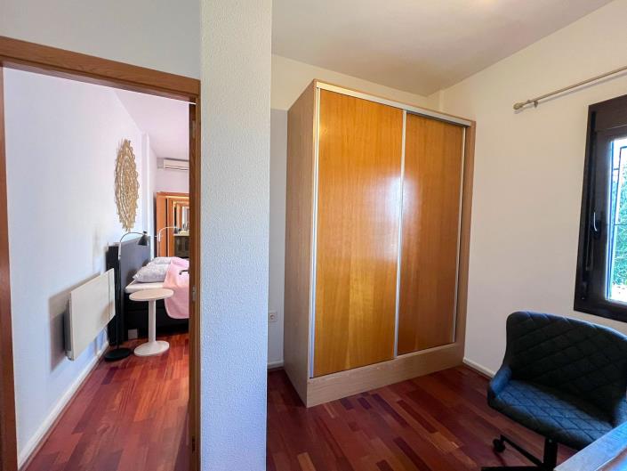 Image No.3-3 Bed Villa / Detached for sale