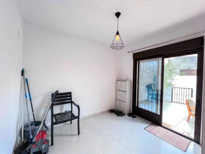 Image No.9-3 Bed Villa / Detached for sale