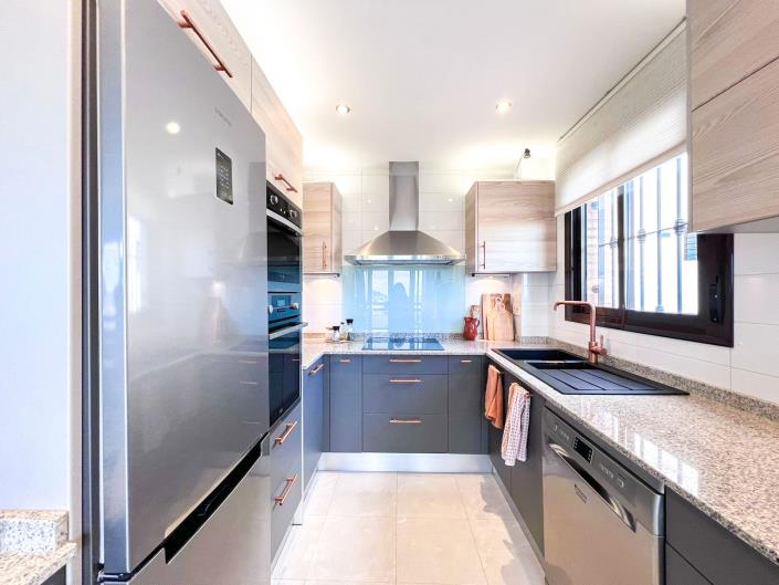 Image No.16-3 Bed Villa / Detached for sale