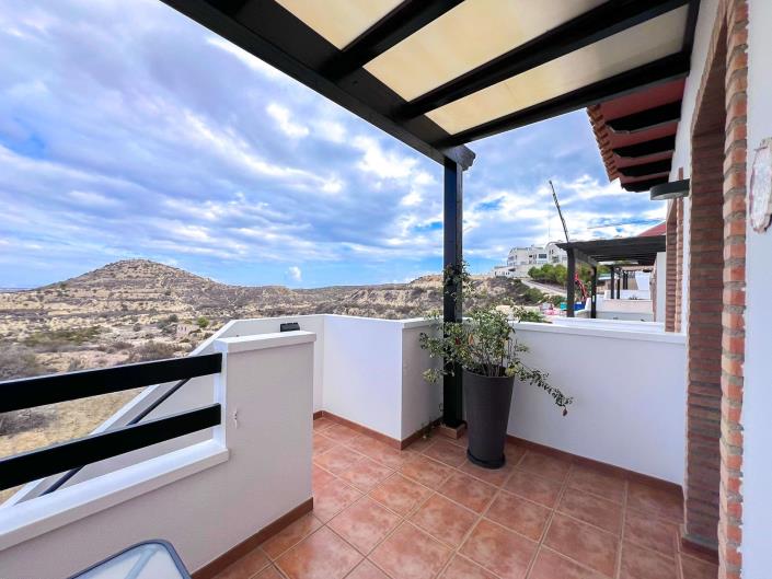 Image No.20-3 Bed Villa / Detached for sale