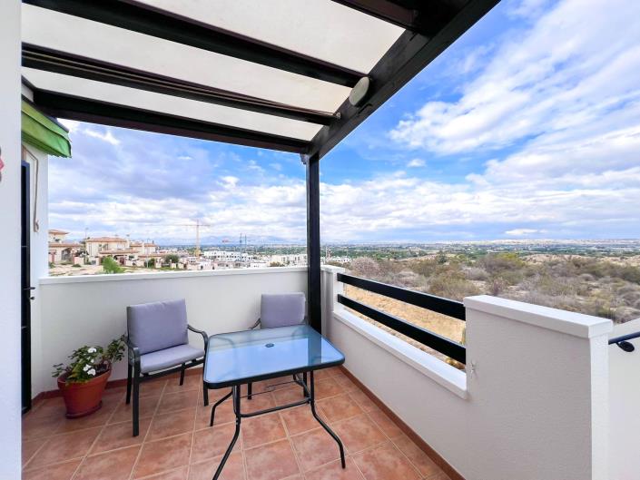 Image No.23-3 Bed Villa / Detached for sale