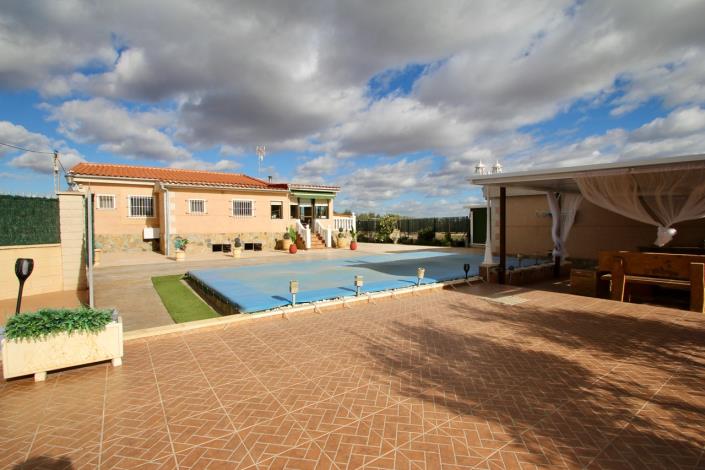 Image No.1-Villa de 3 chambres à vendre à Elche