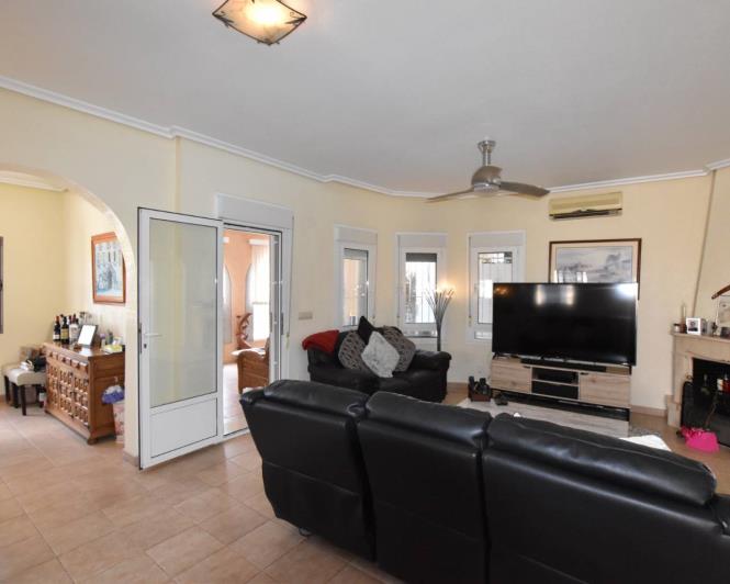 Image No.6-Villa de 5 chambres à vendre à Ciudad Quesada