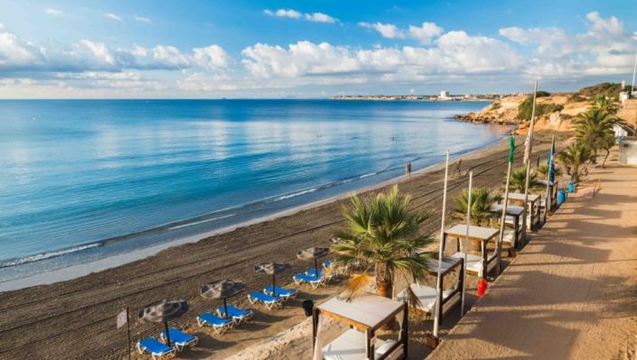 Image No.26-Villa / Détaché de 4 chambres à vendre à Punta Prima