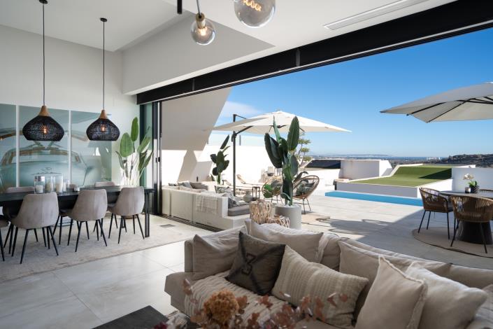 Image No.9-44 Bed Villa / Detached for sale