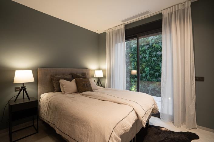 Image No.13-44 Bed Villa / Detached for sale