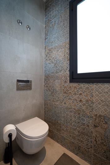 Image No.14-44 Bed Villa / Detached for sale