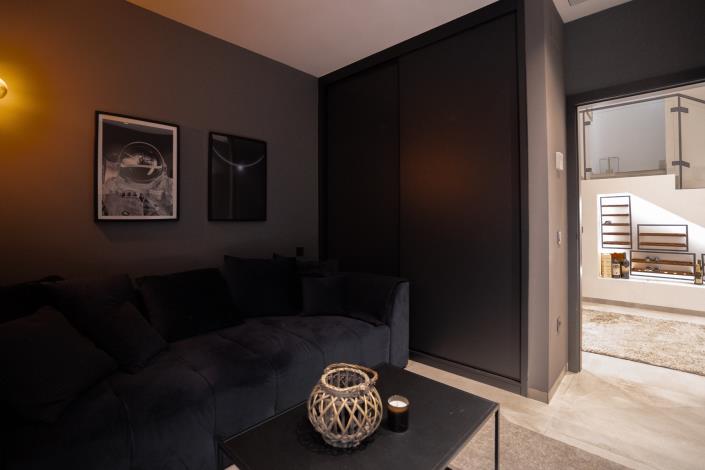 Image No.33-44 Bed Villa / Detached for sale