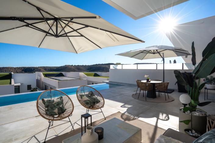 Image No.36-44 Bed Villa / Detached for sale