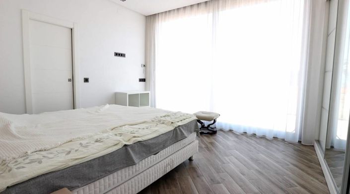 Image No.22-3 Bed Villa for sale