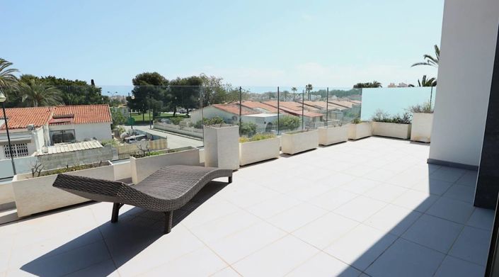 Image No.32-3 Bed Villa for sale