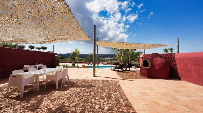 Image No.2-4 Bed Villa for sale