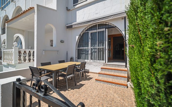 Image No.1-2 Bed Townhouse for sale