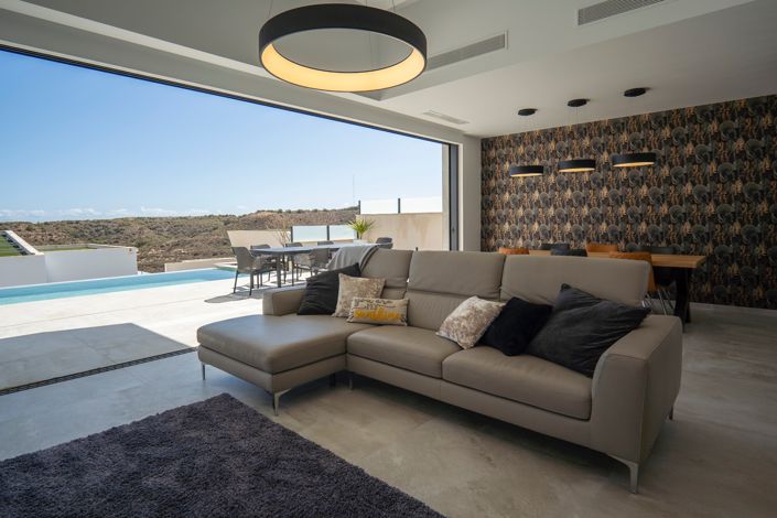 Image No.16-5 Bed Villa for sale