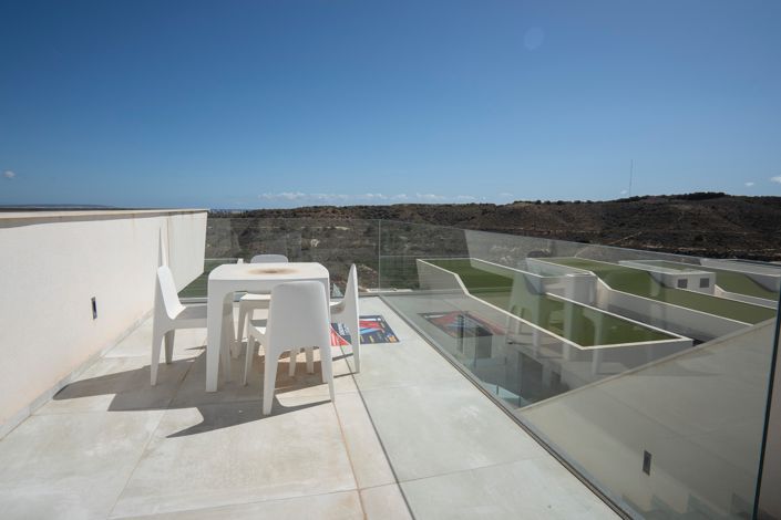 Image No.17-5 Bed Villa for sale