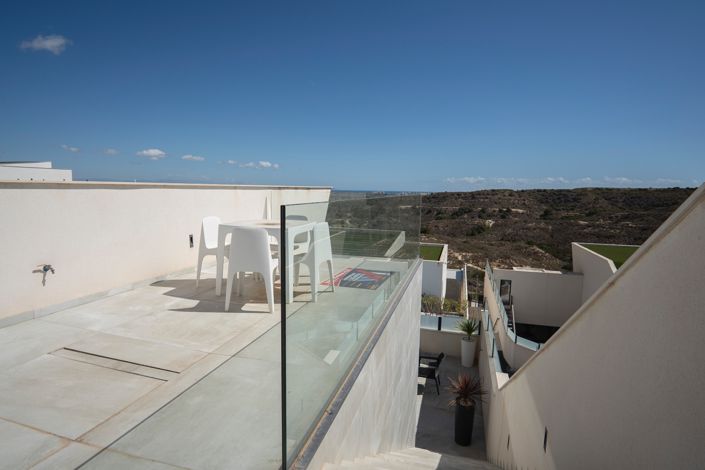 Image No.18-5 Bed Villa for sale