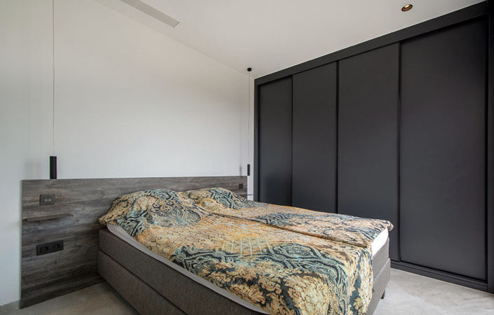 Image No.12-5 Bed Villa for sale