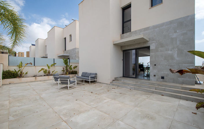 Image No.23-5 Bed Villa for sale