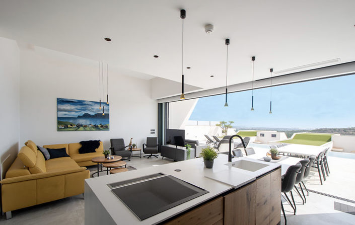 Image No.6-5 Bed Villa for sale