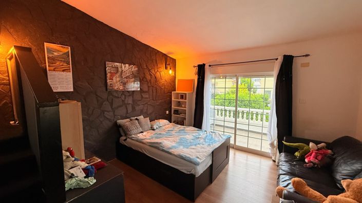 Image No.8-5 Bed Villa for sale