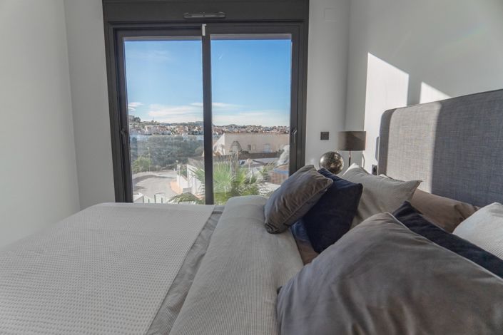 Image No.11-4 Bed Villa for sale