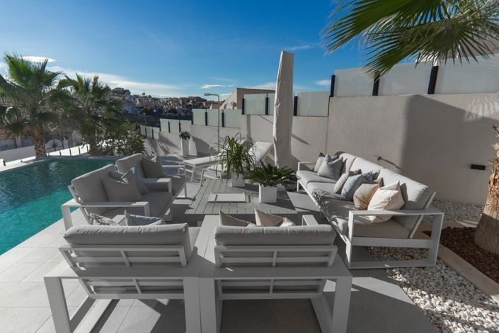 Image No.20-4 Bed Villa for sale