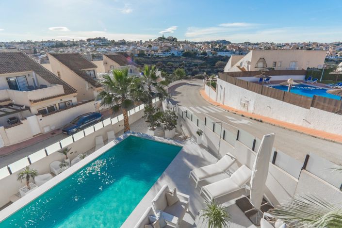 Image No.22-4 Bed Villa for sale