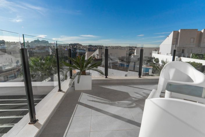 Image No.24-4 Bed Villa for sale