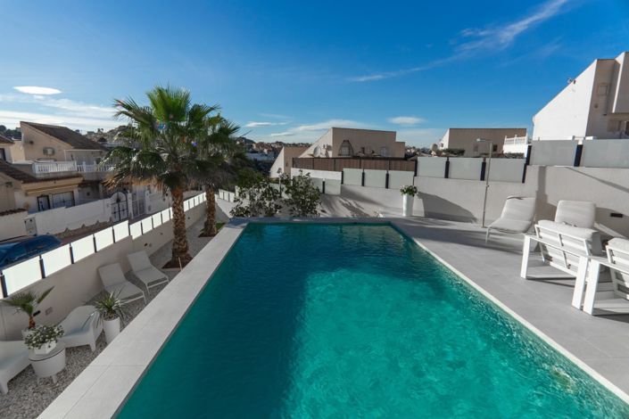 Image No.25-4 Bed Villa for sale