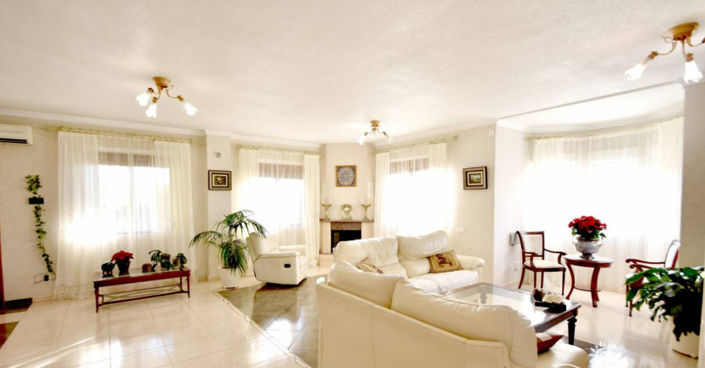 Image No.2-5 Bed Villa for sale