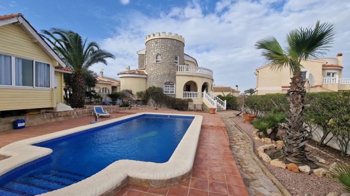 Image No.1-Villa de 4 chambres à vendre à Ciudad Quesada