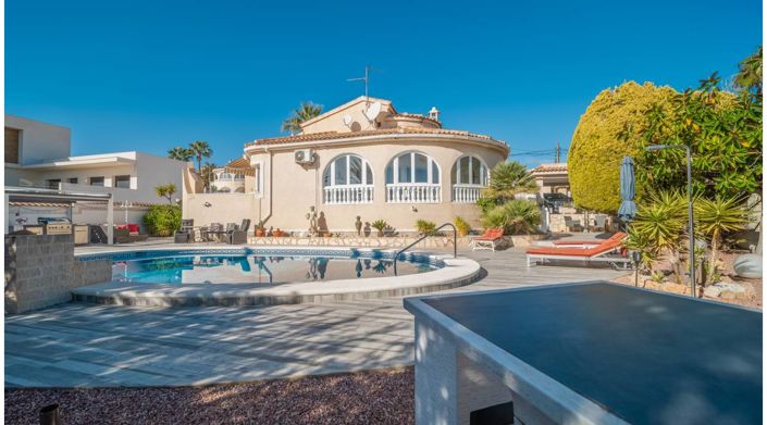 Image No.1-3 Bed Villa for sale