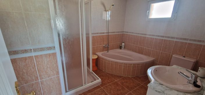 Image No.24-4 Bed Villa for sale