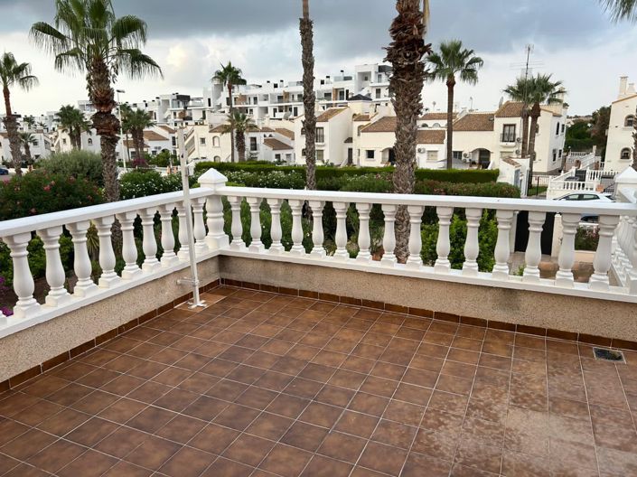 Image No.18-3 Bed Villa for sale