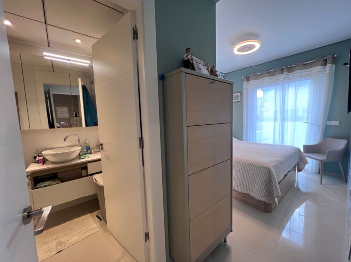 Image No.11-2 Bed Apartment for sale