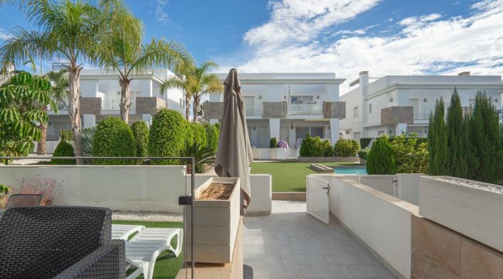 Image No.35-2 Bed House for sale