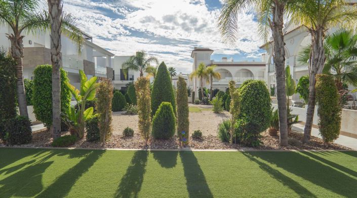 Image No.38-2 Bed House for sale