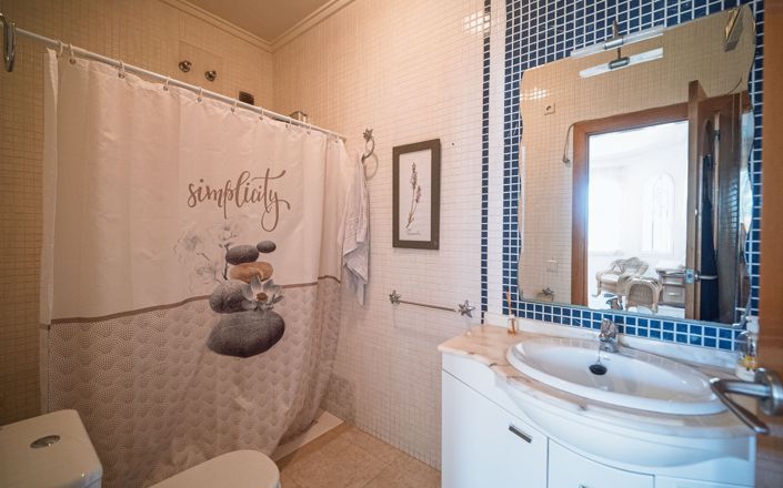 Image No.18-4 Bed Villa for sale