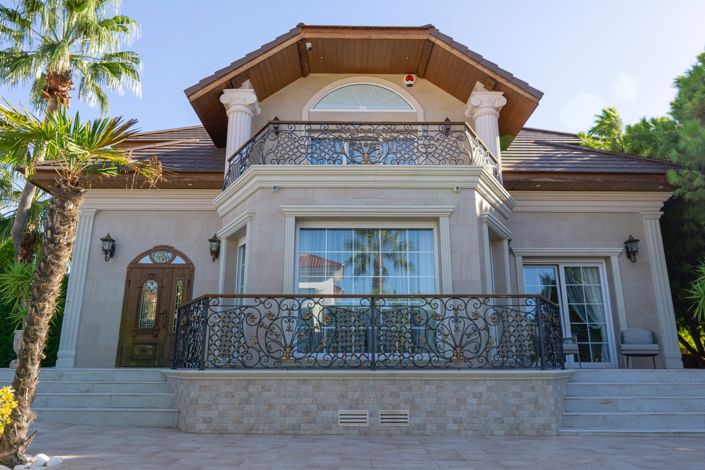 Image No.15-5 Bed Villa for sale