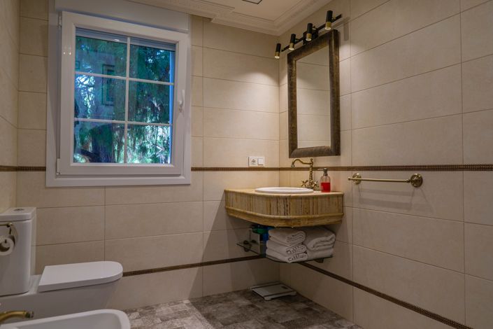 Image No.31-5 Bed Villa for sale