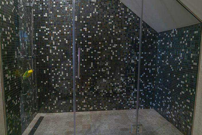 Image No.45-5 Bed Villa for sale