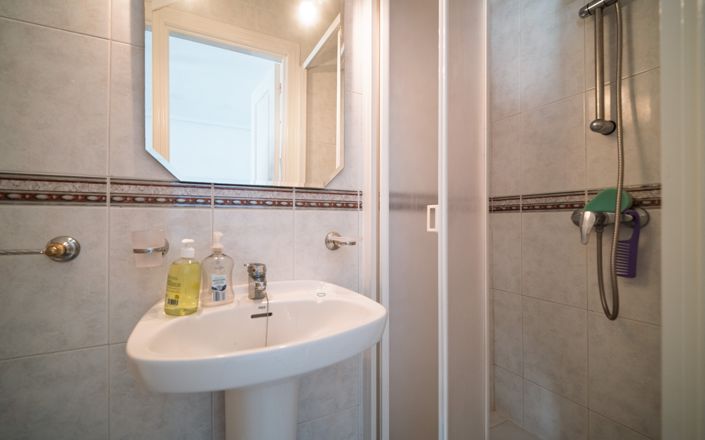 Image No.12-3 Bed Townhouse for sale