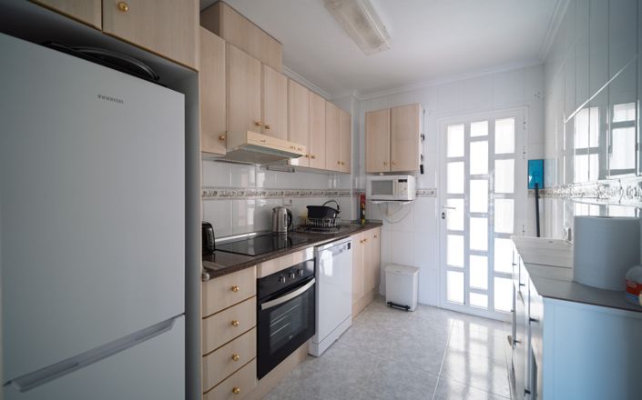 Image No.6-3 Bed Townhouse for sale